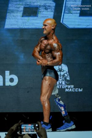 ЖЕЛЕЗНЫЙ ЧЕЛОВЕК CLASSIC PHYSIQUE